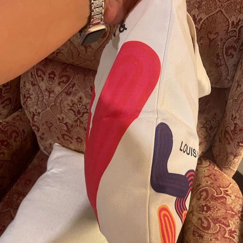 - LV CANVAS TOTE - Picture 5 of 7